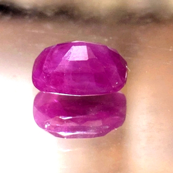 Natural Madagascar Perfectly Flaud Ruby Gemstone - Picture 5 of 5
